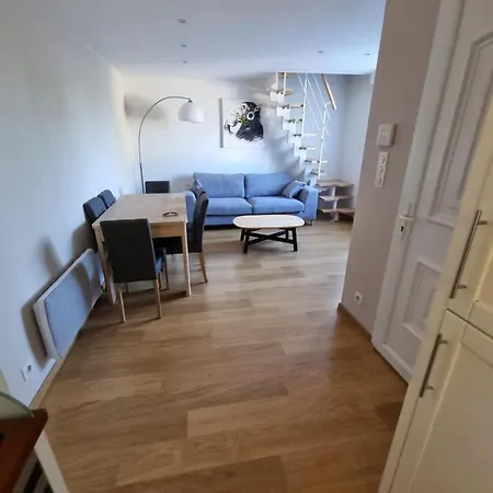 La Bruyere - Maisonnette Mitoyenne Avec Jardin 3*